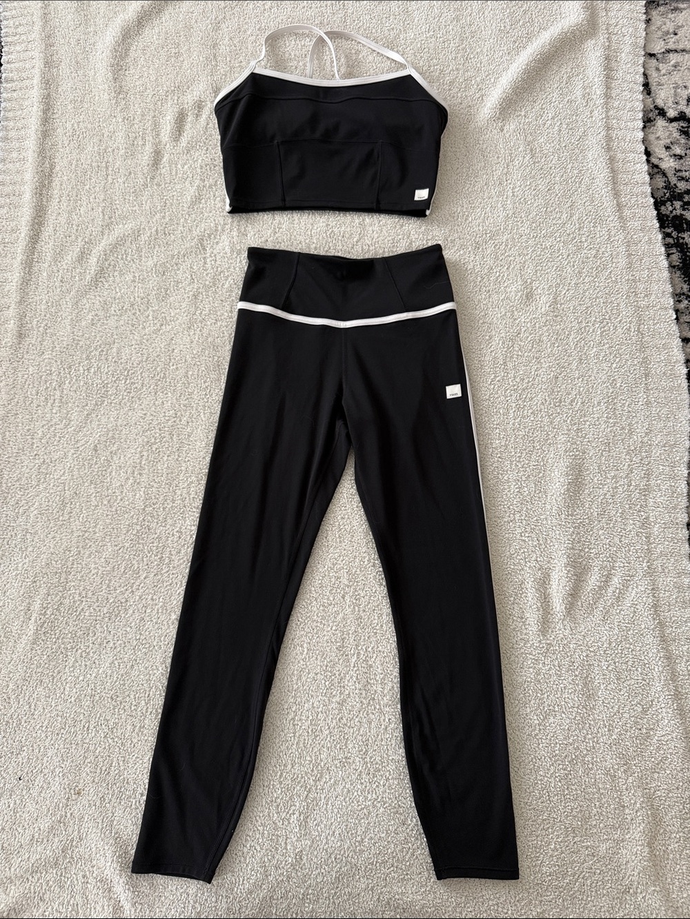 Vuori Black Leggings with White Piping